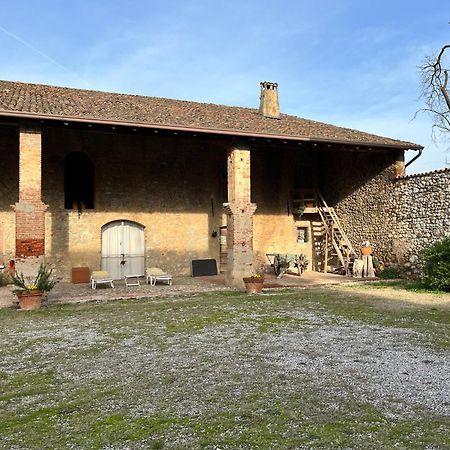 로나토 Antico Cascinale Lombardo B&B 외부 사진