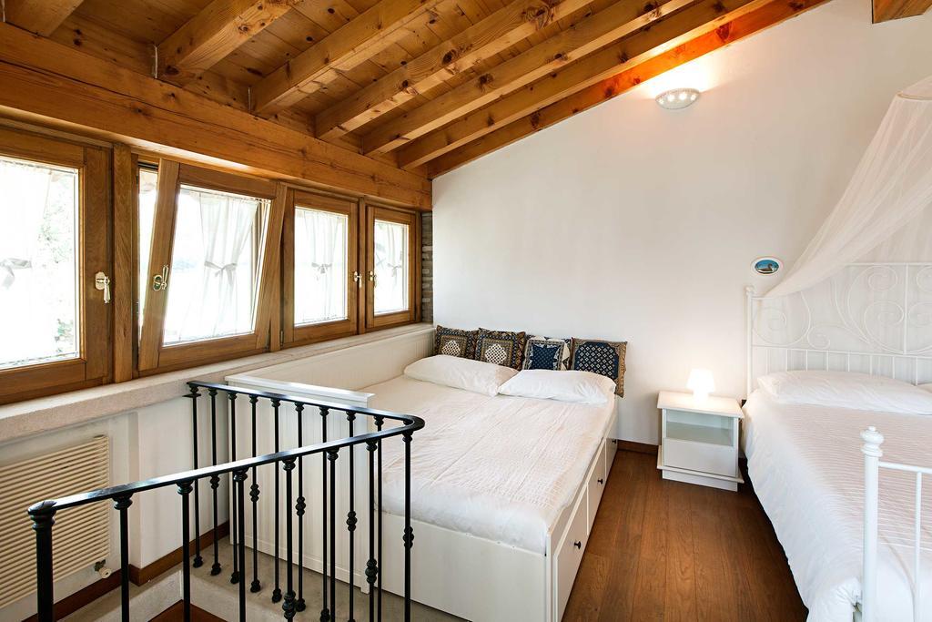 로나토 Antico Cascinale Lombardo B&B 외부 사진